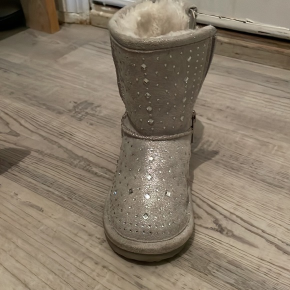 6M "lil comfy gems" baby boots! - Picture 2 of 4